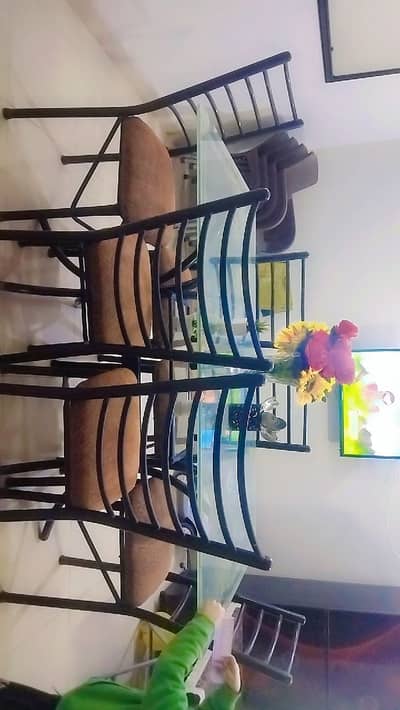 Used 6 Seater Dining Table – Good Condition
