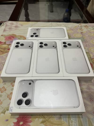 17 Pro Max 256GB HK SILVER NON ACTIVE