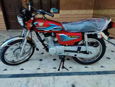 Honda CG 125 || Bike 8,500 KMs  brand new condition