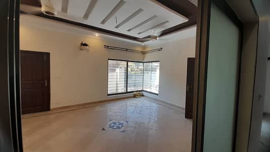 Upper Portion For Rent In G-13 (7 Marla)