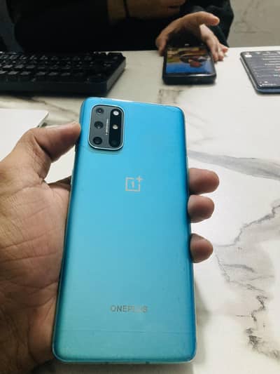 Urgent sale content me