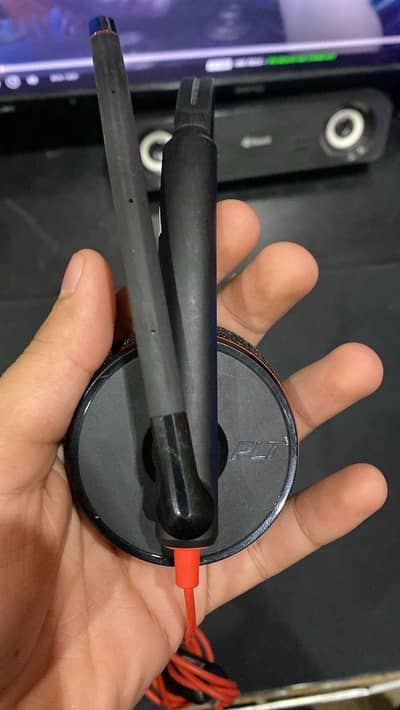 Plantronics 3225 headphones with free delivery