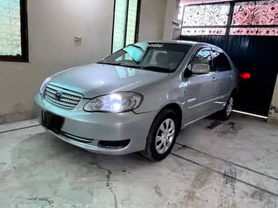 Toyota corolla SE saloon automatic in excellent condition