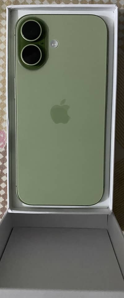 iPhone 17 (256gb) JV Sage Colour