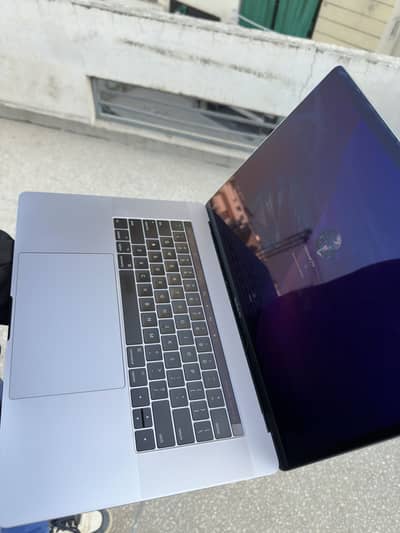 Macbook Pro 2017 15 Inch 16/1000 GB