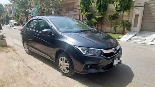 Honda city 2024 model 20k genuine mileage totally original paint
