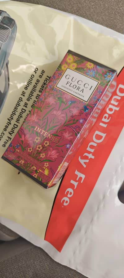 Gucci flora intense  came from abroad
