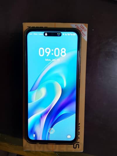 Tecno spark 30 pro 8+8gb ram/ 128gb rom