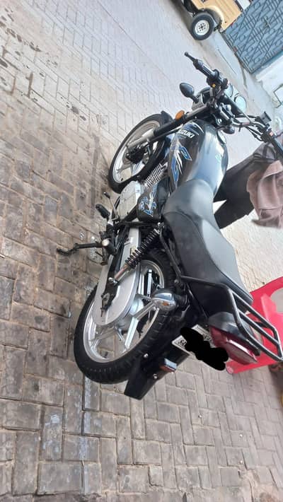 suzuki 150 se saloon