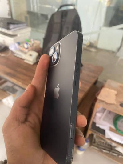 iPhone 13 in 10/10 condition NON PTA