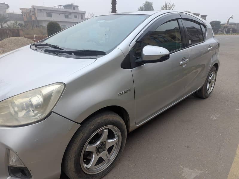 best car aqua 2012/2015 - Cars - 1110553292