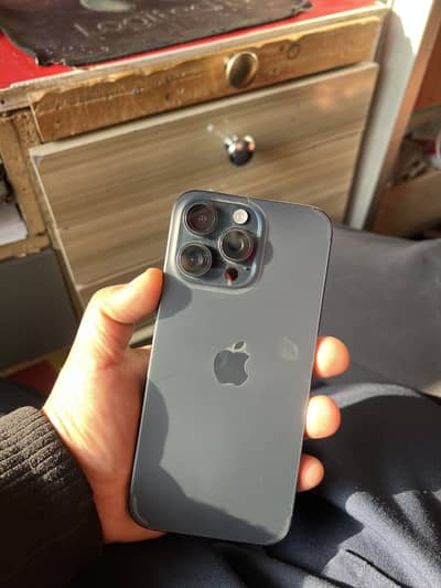 Iphone 15 pro max 256GB blue color