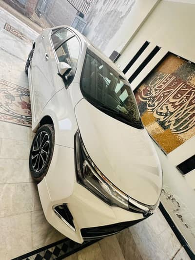 Toyota Corolla Altis Grande X CVT-i 1.8 Black Interior