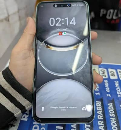 Tecno spark 30C.  6+6/128