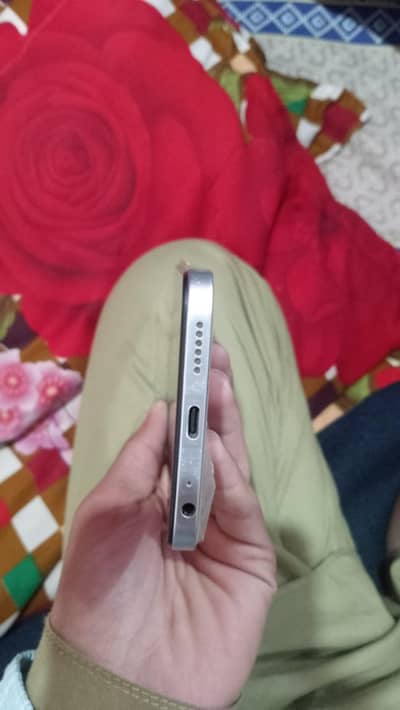 Box and charger Be Ha sath