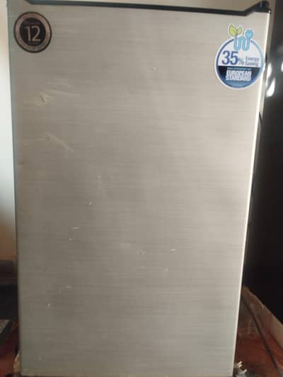 Dawlance Mini fridge