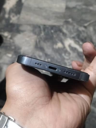 I phone 13 pro 10/10 condition original cable 83 battery