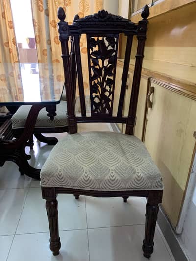 Seesham Dining Table