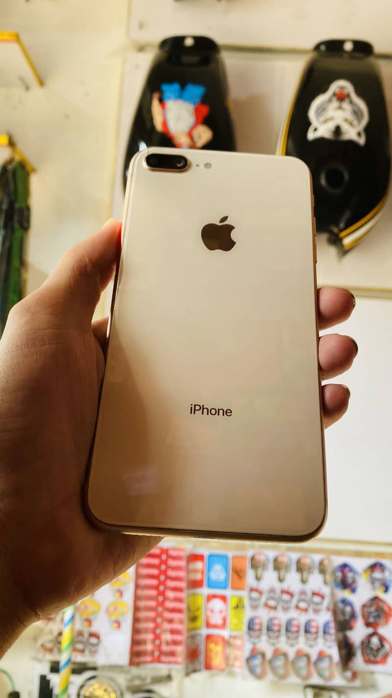 iPhone 8 plus 4