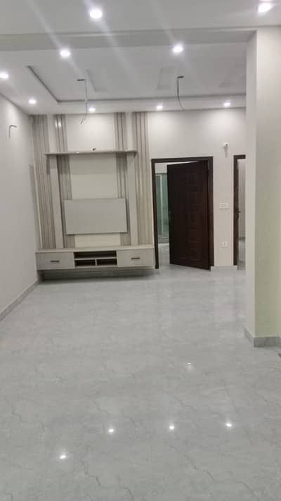 Architect Sunford Garden 5.5 Marla Brand New Luxury Spanish Upper Portion Available For Rent Upper Portion Available For Rent