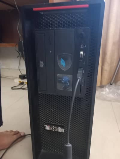 The Lenovo P520 With Rx580 8gb