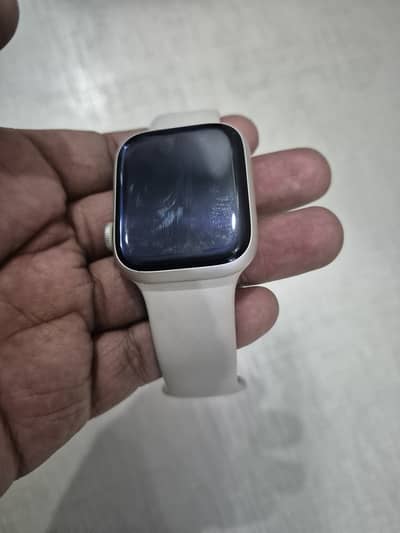 Apple watch series 8 100% health
