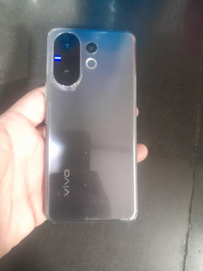 selling v60 brandnew condition 12 gb 512gb with  only three month used