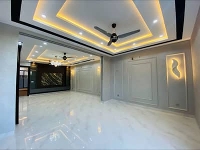 10 Marla Ultra Morden House For Sale