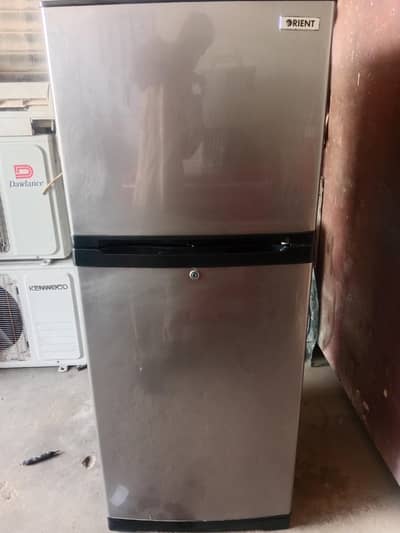 orient medium size refrigerator