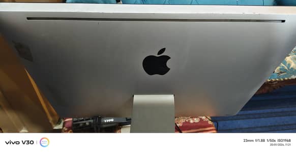 2010 MODEL I3 12GB RAM 512 SSD 21.5 SECREEN DISPLAY  IMAC
