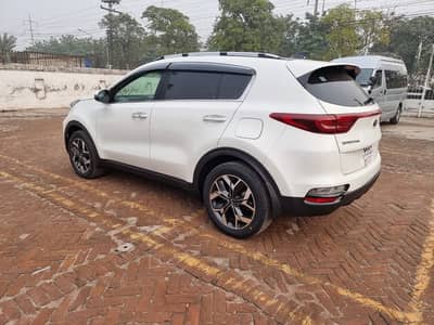 Self Rent a Car Lahore – Reliable Daily, Weekly & Monthly Packages