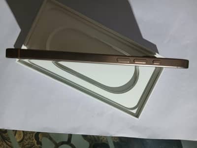 apple i phone 16. pro max lla model