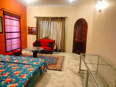 DHA Phase 7 Fully Furnished Artists House Ideal For Weedings
