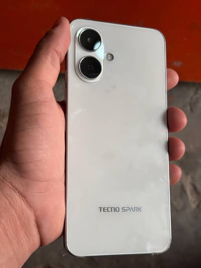 Tecno spark go 2 (4-64)
