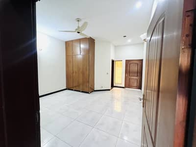 10 MARLA GROUND PORTION FOR RENT F-17 ISLAMABAD ALL FACILITY AVAILABLE CDA PPROVED SECTOR MPCHS