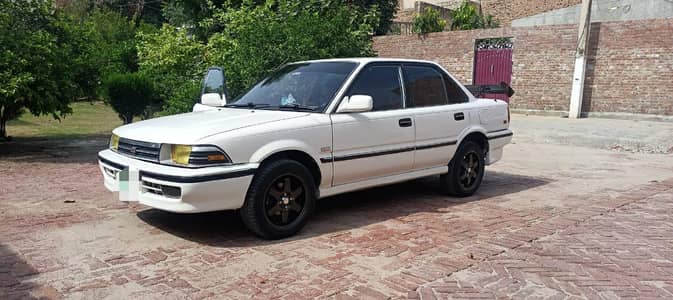 Corolla 88 LONDON MODEL