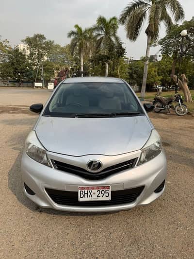 Toyota Vitz 2013