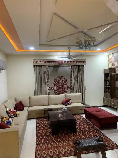 1 Kanal Like Brand New Fully Furnished Lower Portion