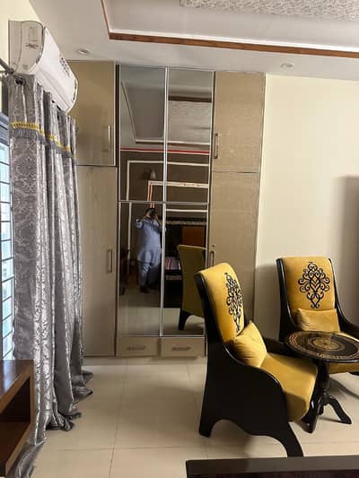 10 Marla Like Brand new Modern Upar Portion Available for rent