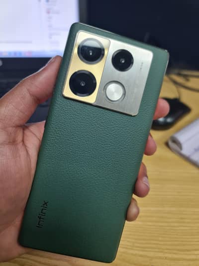 Infinix Note 40 Pro