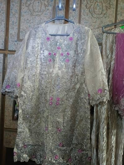 Preloved Dress | wedding dresses |Fancy Dresses | Party Wears.