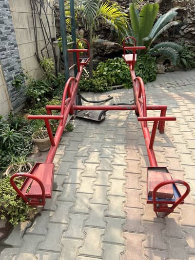 Jhola/seesaw