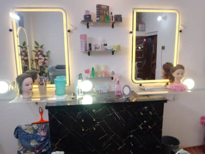 urgent sale beauty parlor completely setup