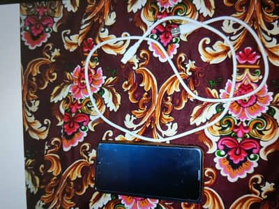 Huawei p 20 lite box bath ha cable ha charger navy ha urgently sale