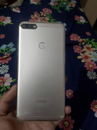 Honor 7c