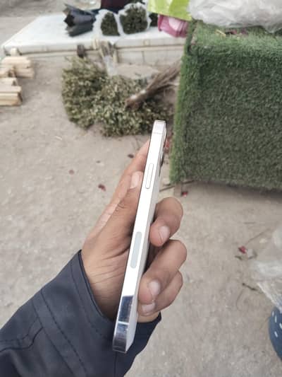 iphone 12 pro jv 86 health water pack 10 by 10 condition scratcless