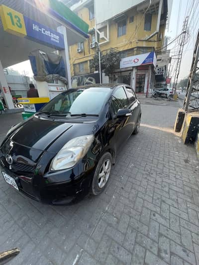 Tayota Vitz Total genuine 2010/13