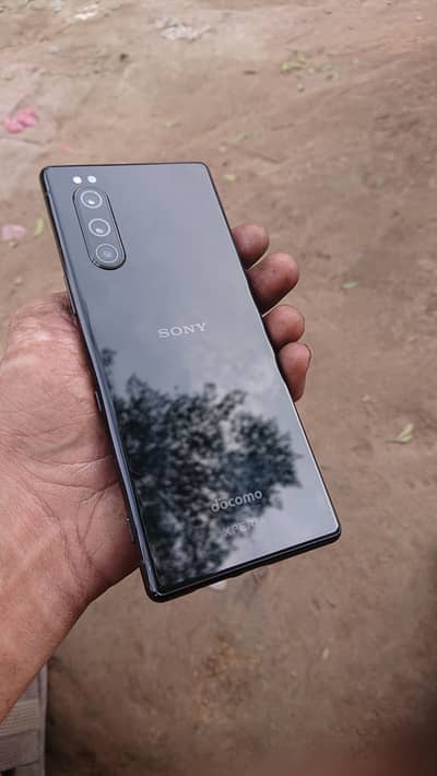 sony xperia 5