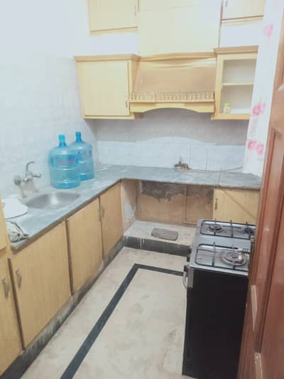 Upper portion for rent in G-11/1