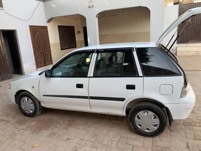 SUZUKI CULTUS 2015 model